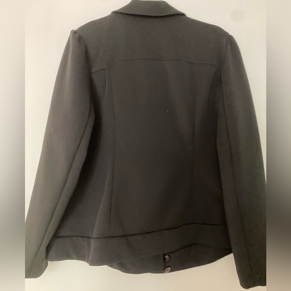 Mynt jacket or blazer, black with asymmetrical white lapel. Size 20W. - Picture 3 of 8